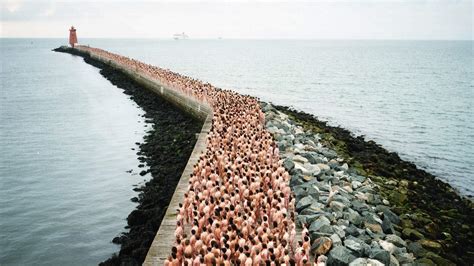 naken women|The Naked World of Spencer Tunick